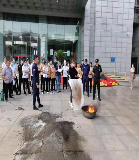 1654070370186116.jpg clip_image006.jpg